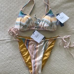 NWT Oneil bikini set. Size M.